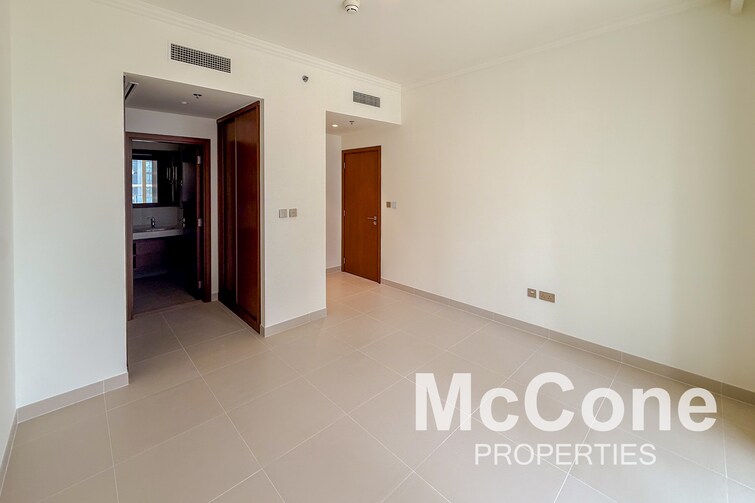 EMAAR Beachfront Apartment for Rent, Dubai Harbour, Dubai