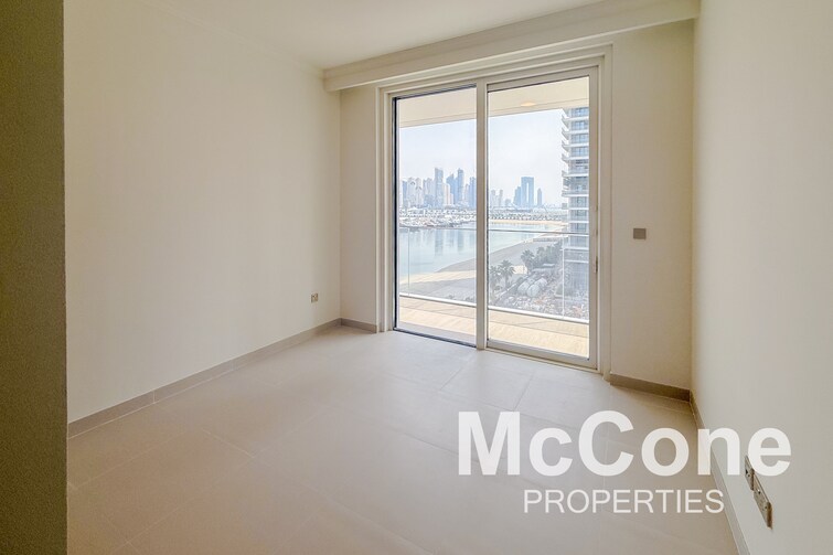 EMAAR Beachfront Apartment for Rent, Dubai Harbour, Dubai
