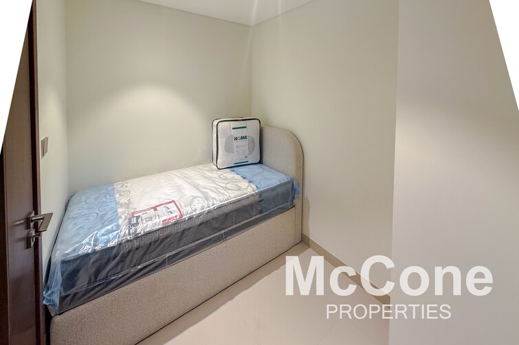 EMAAR Beachfront Apartment for Rent, Dubai Harbour, Dubai