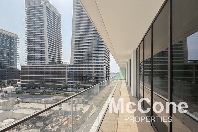 EMAAR Beachfront Apartment for Rent, Dubai Harbour, Dubai