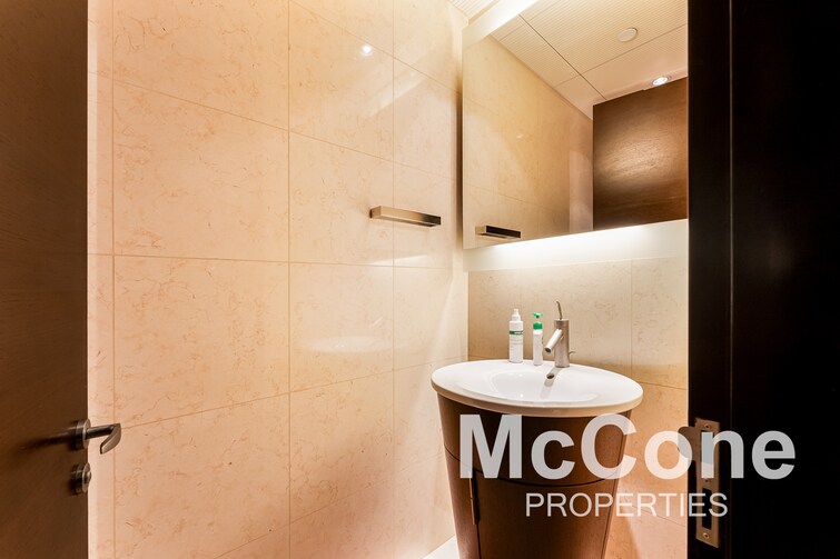 Burj Khalifa Apartment for Rent, Downtown Dubai, Dubai