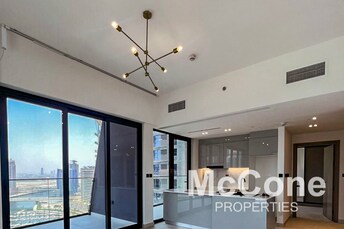 Binghatti Canal Building Apartment for Rent, Business Bay, Dubai