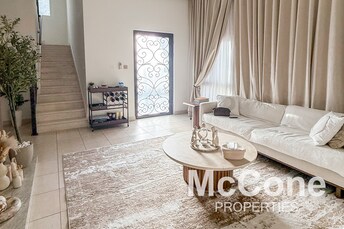 Ghadeer Villa for Rent, The Lakes, Dubai