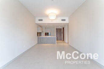 Sol Avenue Apartment for Rent, Business Bay, Dubai