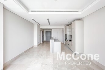 The Crescent Apartment for Rent, Palm Jumeirah, Dubai