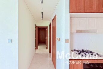EMAAR Beachfront Apartment for Rent, Dubai Harbour, Dubai