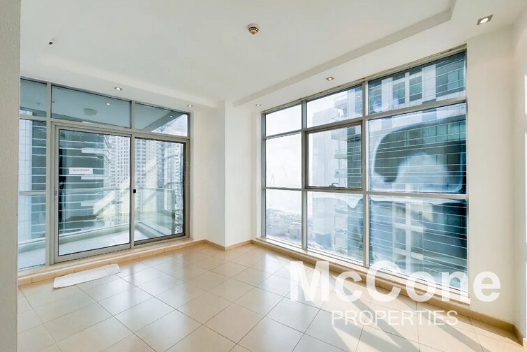 Skyview Tower Apartment for Rent, Dubai Marina, Dubai