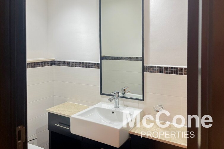 Skyview Tower Apartment for Rent, Dubai Marina, Dubai