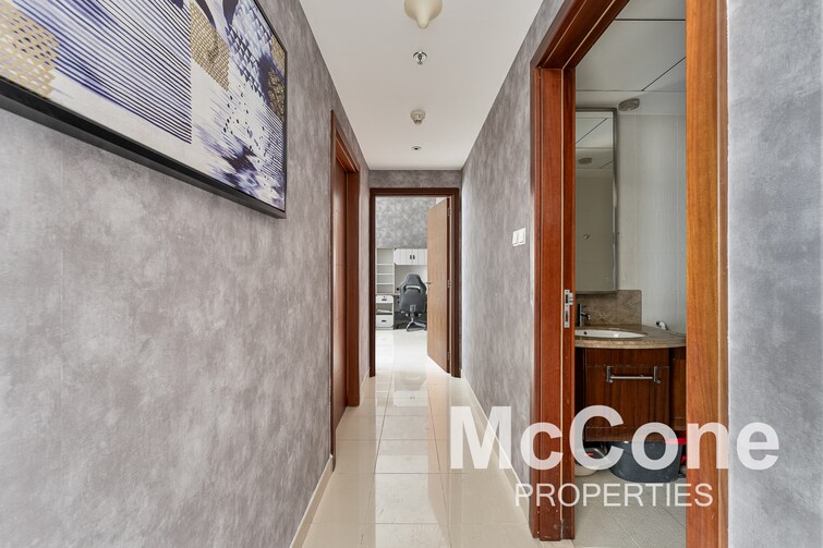 Standpoint Towers Apartment for Rent, Downtown Dubai, Dubai