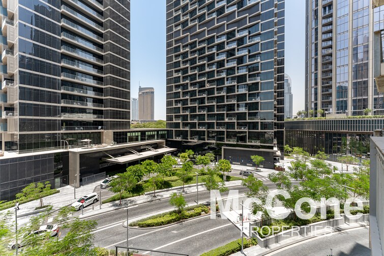 Standpoint Towers Apartment for Rent, Downtown Dubai, Dubai