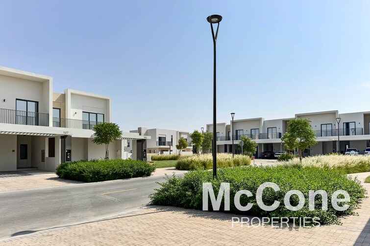  Townhouse for Rent, Dubai South, Dubai