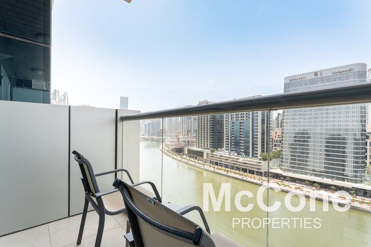 Royal Continental Suites Apartment for Rent, Business Bay, Dubai