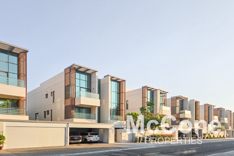 Meydan Gated Community Villa for Rent, Meydan City, Dubai