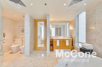 Ritz Carlton Hotel Apartment for Rent, DIFC, Dubai