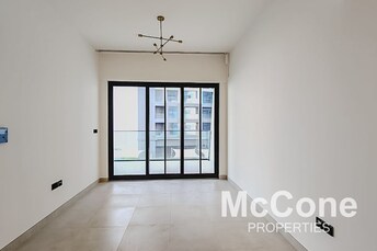 Binghatti Canal Building Apartment for Rent, Business Bay, Dubai