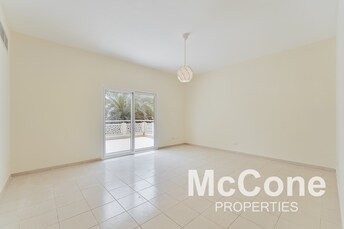  Villa for Rent, The Meadows, Dubai