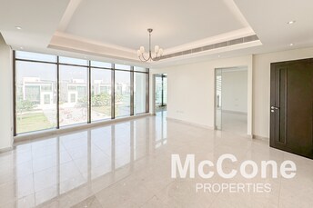 6 BR Villa For Rent in Grand Views