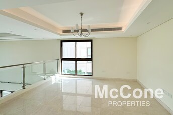 6 BR Villa For Rent in Grand Views