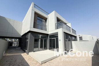 4 BR Villa For Rent in The Pulse Townhouses