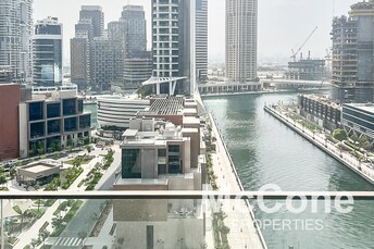 Peninsula One Apartment for Rent, Business Bay, Dubai