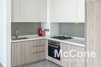 Peninsula One Apartment for Rent, Business Bay, Dubai