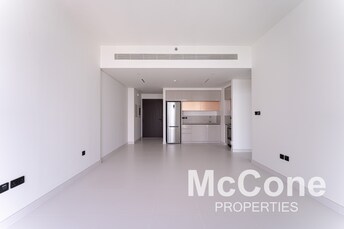 EMAAR Beachfront Apartment for Rent, Dubai Harbour, Dubai