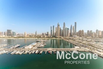 EMAAR Beachfront Apartment for Rent, Dubai Harbour, Dubai