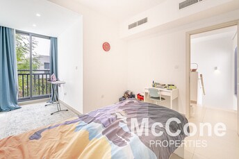 3 BR Villa For Rent in Maple 3