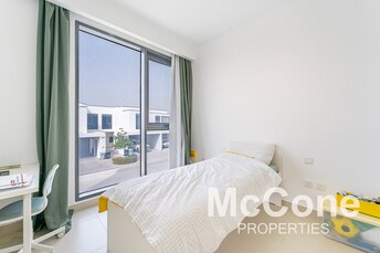 3 BR Villa For Rent in Maple 3