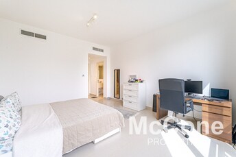 3 BR Villa For Rent in Maple 3