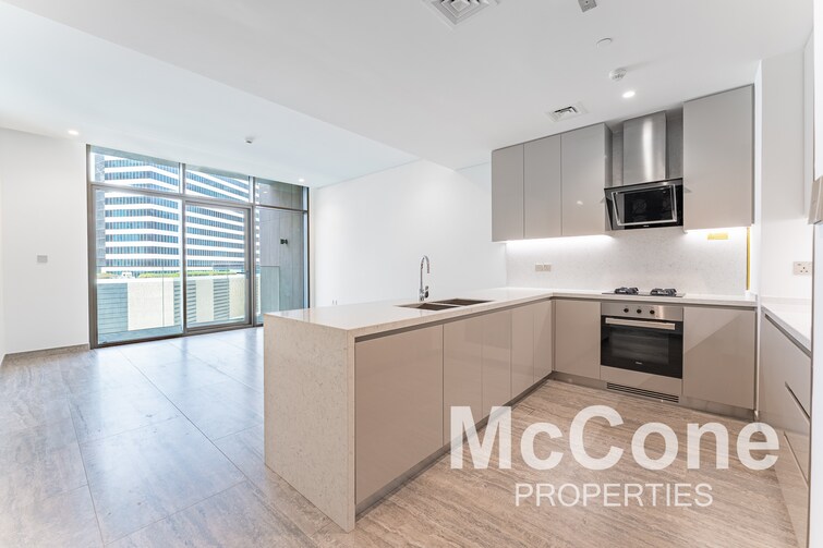 Peninsula One Apartment for Rent, Business Bay, Dubai