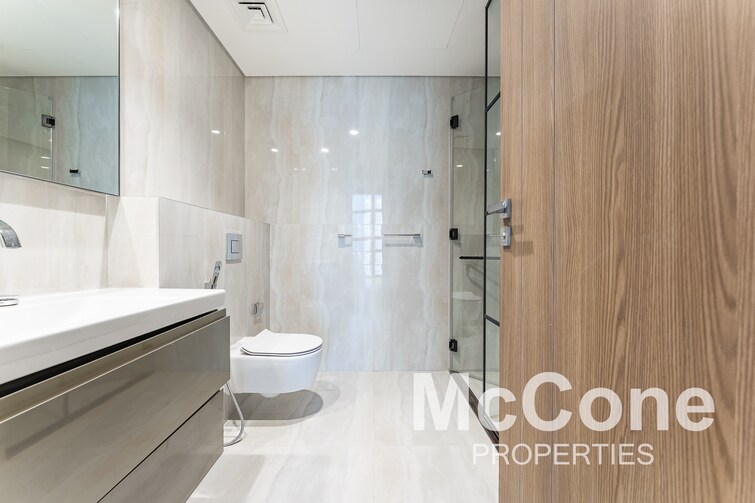 Peninsula One Apartment for Rent, Business Bay, Dubai