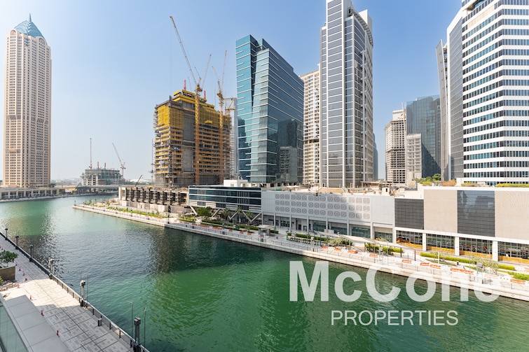 Peninsula One Apartment for Rent, Business Bay, Dubai