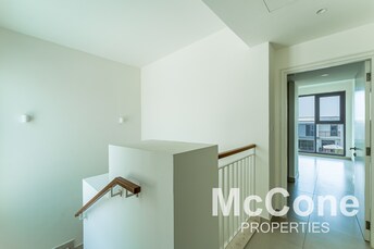 3 BR Villa For Rent in Maple 1