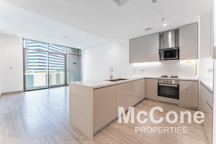 Peninsula One Apartment for Rent, Business Bay, Dubai