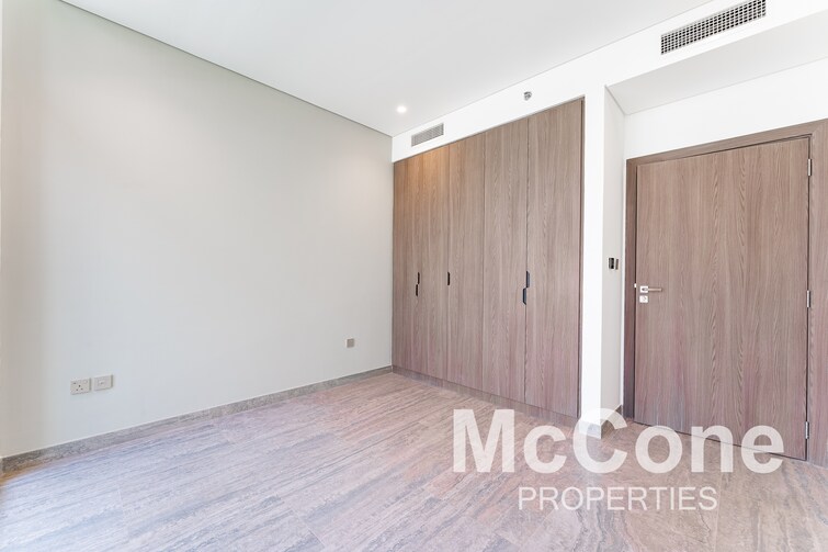 Peninsula One Apartment for Rent, Business Bay, Dubai