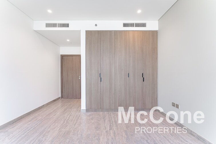 Peninsula One Apartment for Rent, Business Bay, Dubai