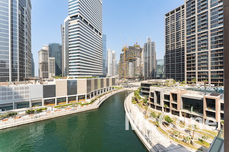 Peninsula One Apartment for Rent, Business Bay, Dubai