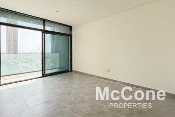 Peninsula One Apartment for Rent, Business Bay, Dubai