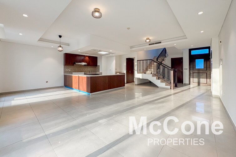 Green Community (Motor City) Townhouse for Rent, Motor City, Dubai