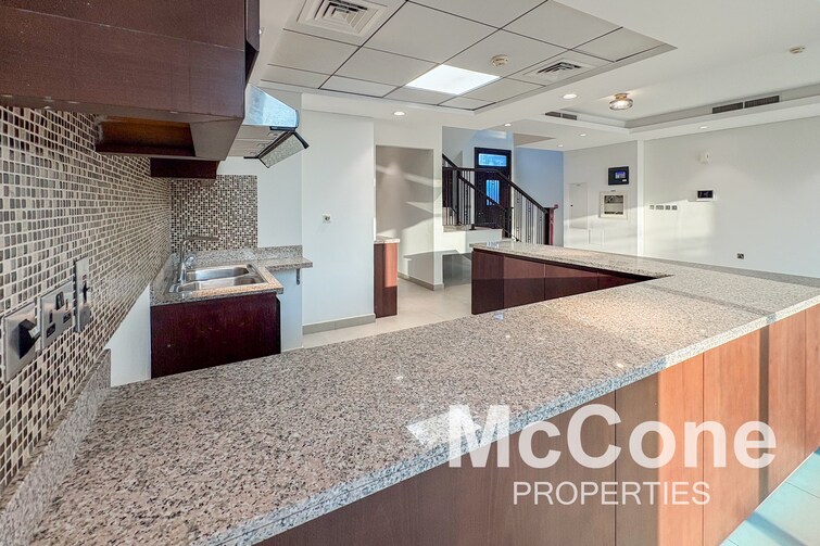 Green Community (Motor City) Townhouse for Rent, Motor City, Dubai