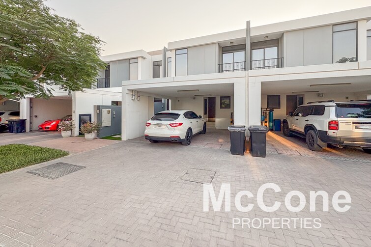 Green Community (Motor City) Townhouse for Rent, Motor City, Dubai