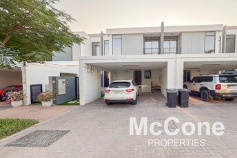 Green Community (Motor City) Townhouse for Rent, Motor City, Dubai