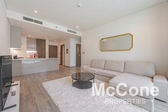 Peninsula One Apartment for Rent, Business Bay, Dubai