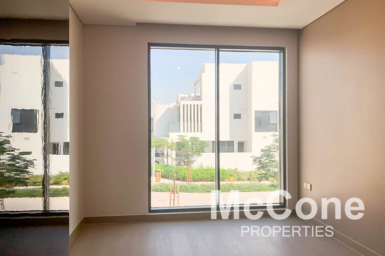  Townhouse for Rent, DAMAC Hills, Dubai