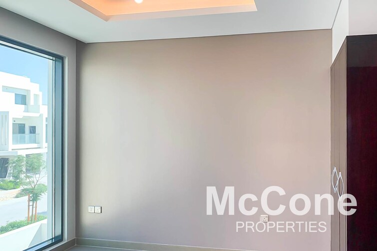  Townhouse for Rent, DAMAC Hills, Dubai