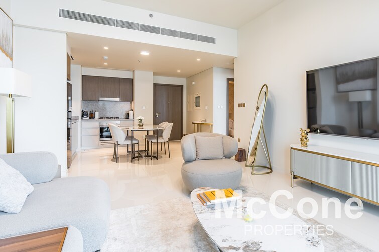 EMAAR Beachfront Apartment for Rent, Dubai Harbour, Dubai