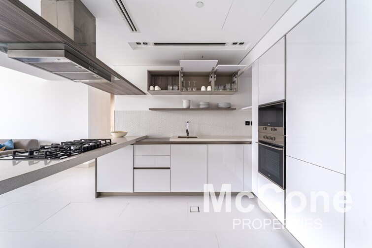  Apartment for Rent, Palm Jumeirah, Dubai