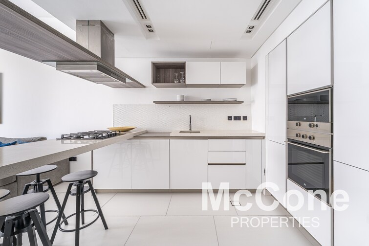  Apartment for Rent, Palm Jumeirah, Dubai