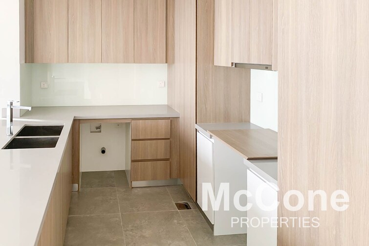 Stella Maris Apartment for Rent, Dubai Marina, Dubai